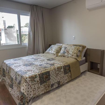 Dallas Apartamentos Na Via Gastronomica-Estacionamento-Amplos E Equipados-Wifi Bento Goncalves Ngoại thất bức ảnh