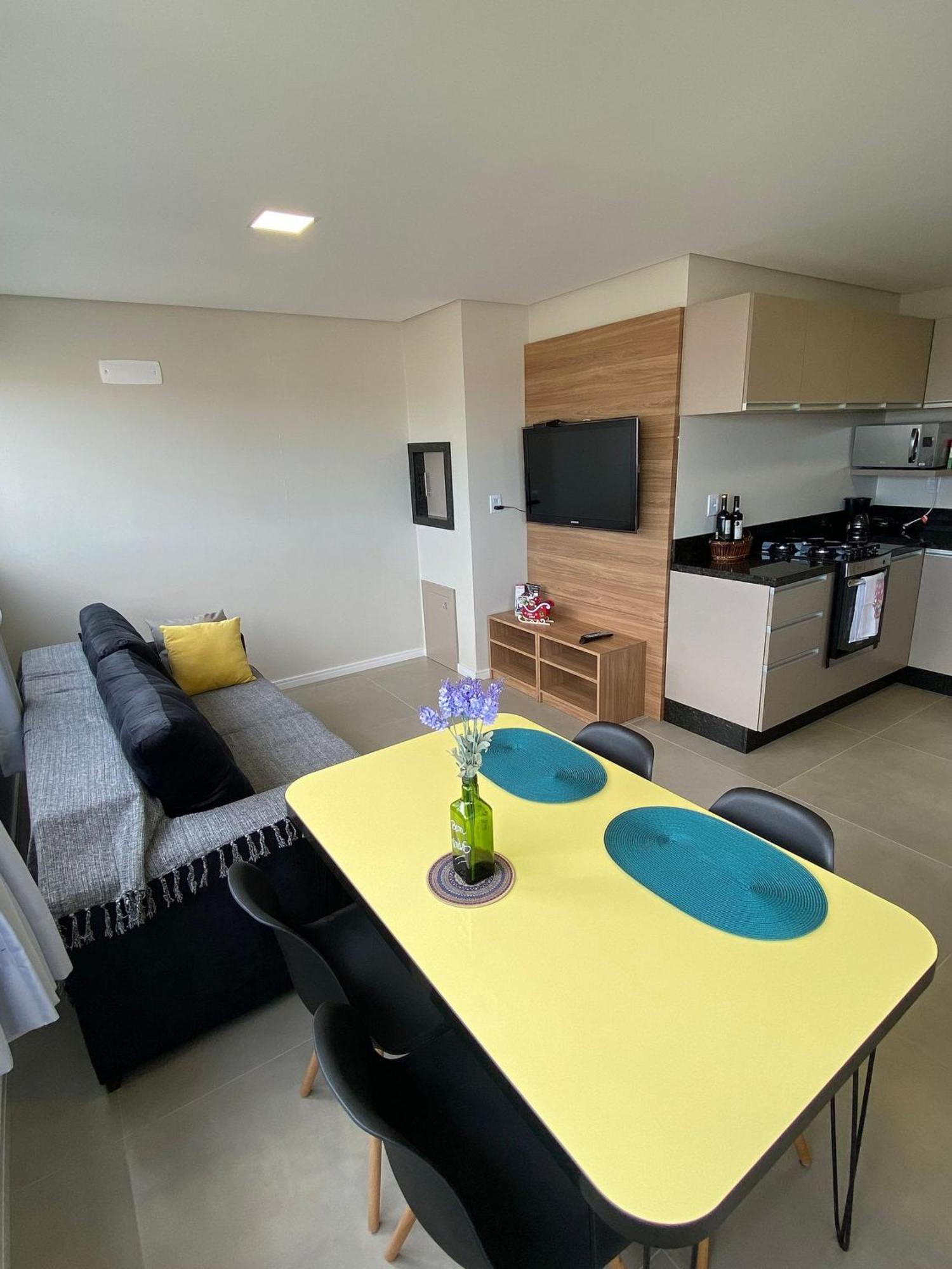 Dallas Apartamentos Na Via Gastronomica-Estacionamento-Amplos E Equipados-Wifi Bento Goncalves Ngoại thất bức ảnh