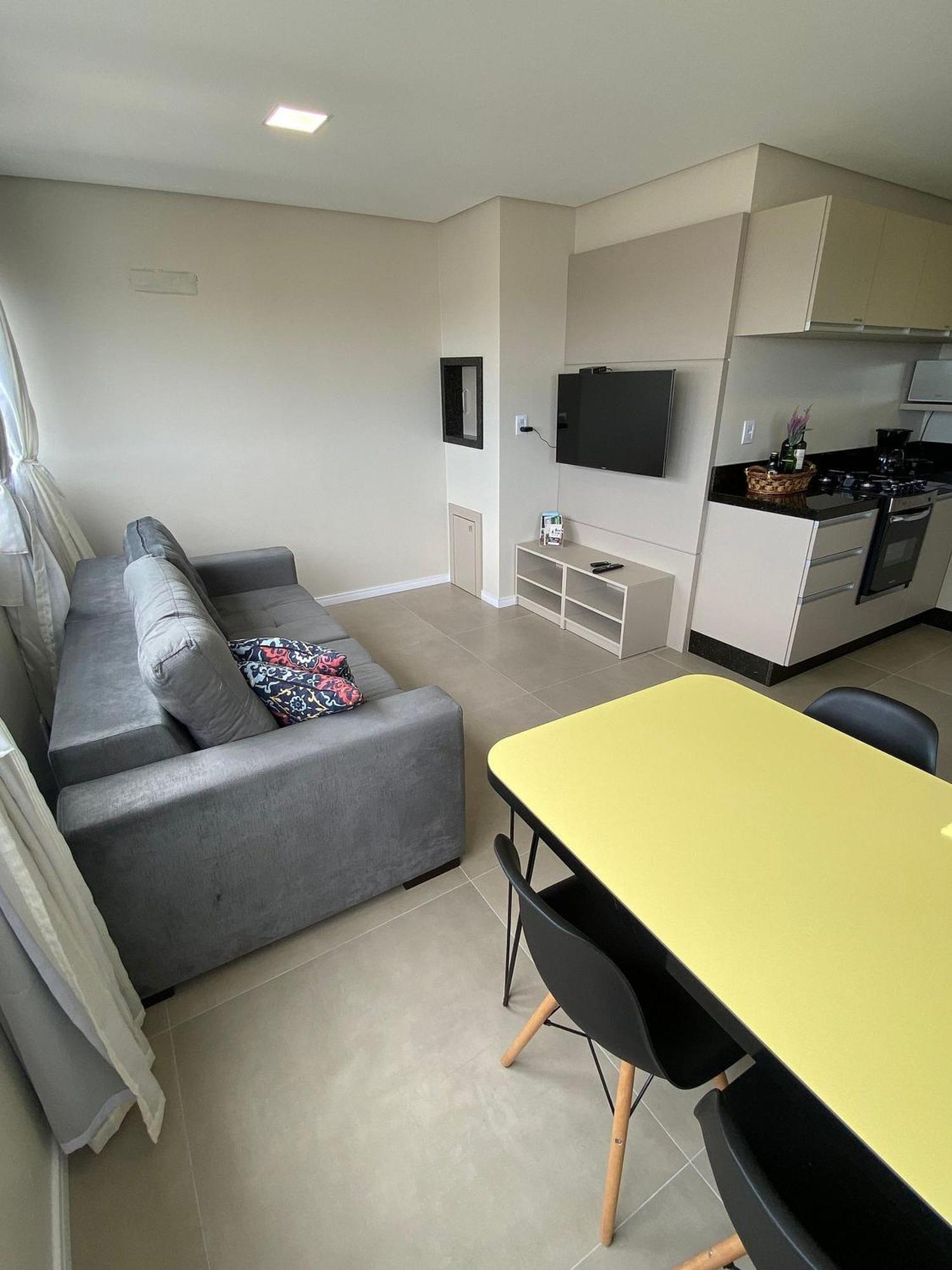 Dallas Apartamentos Na Via Gastronomica-Estacionamento-Amplos E Equipados-Wifi Bento Goncalves Ngoại thất bức ảnh