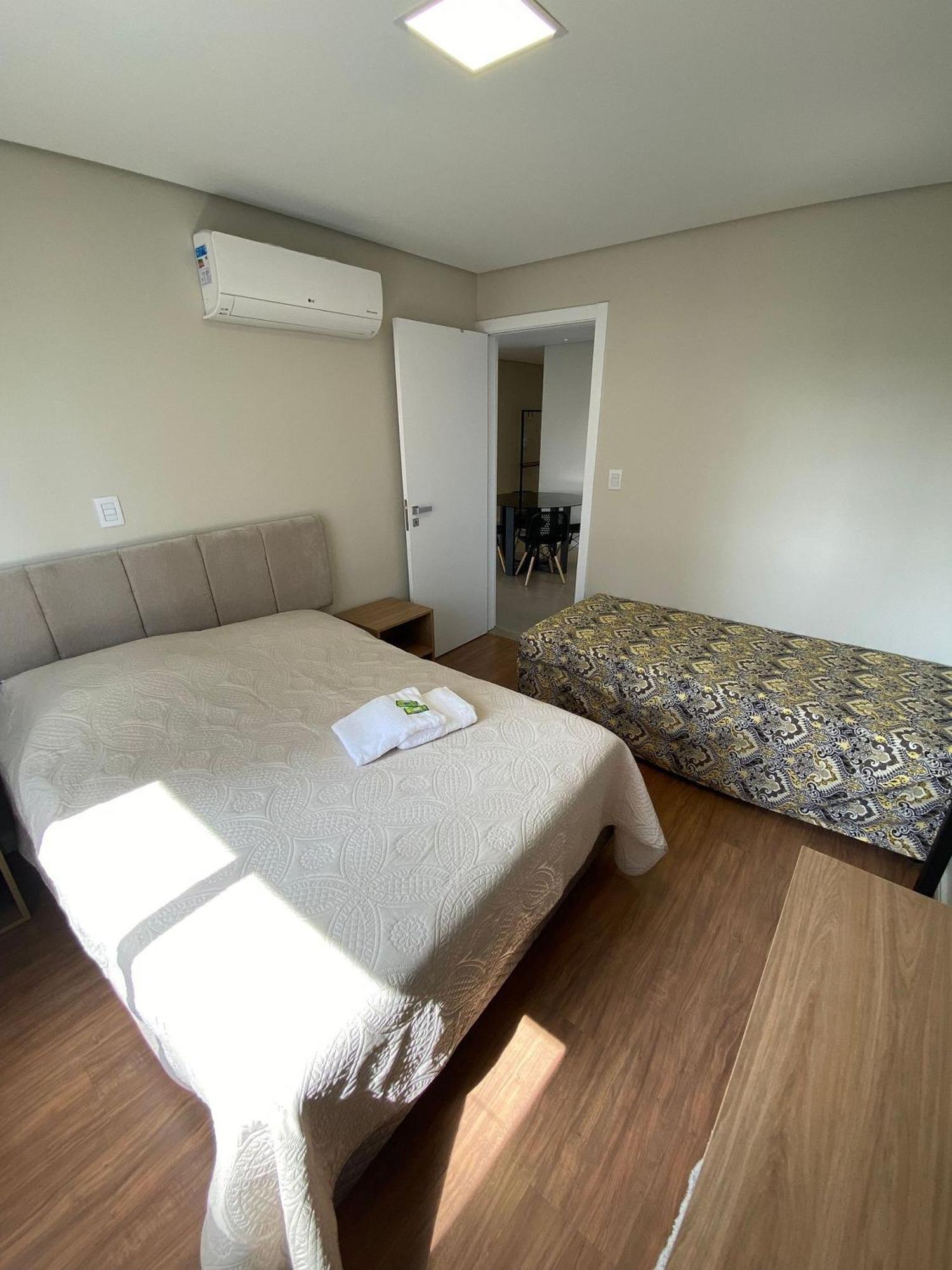 Dallas Apartamentos Na Via Gastronomica-Estacionamento-Amplos E Equipados-Wifi Bento Goncalves Ngoại thất bức ảnh