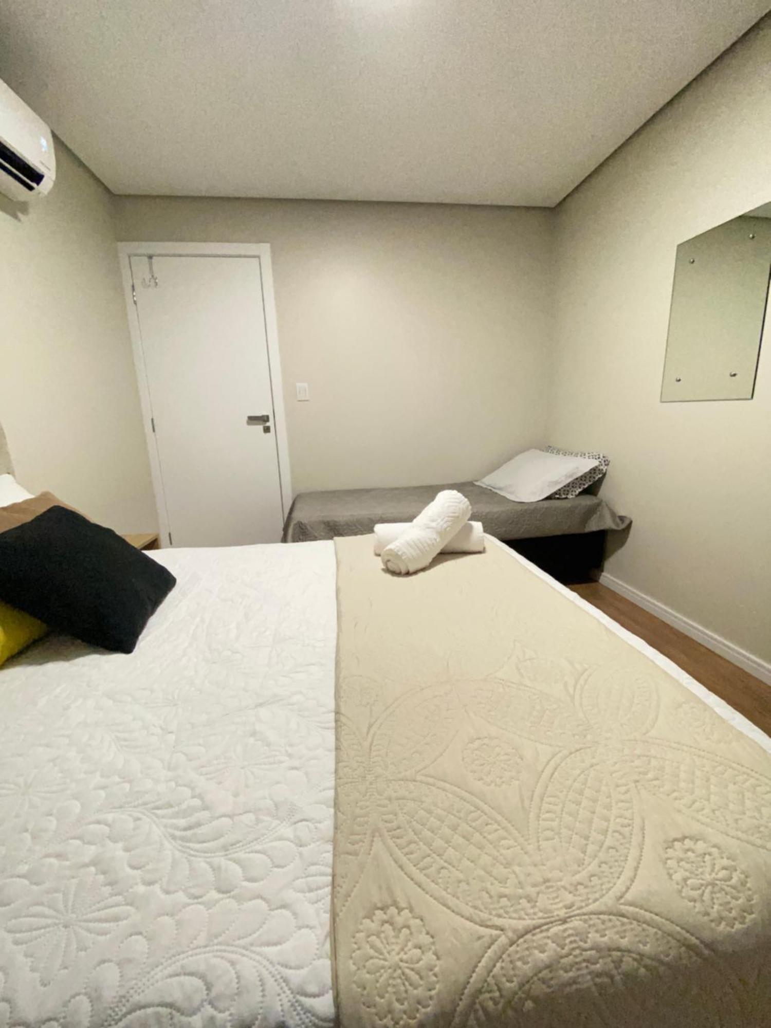 Dallas Apartamentos Na Via Gastronomica-Estacionamento-Amplos E Equipados-Wifi Bento Goncalves Ngoại thất bức ảnh