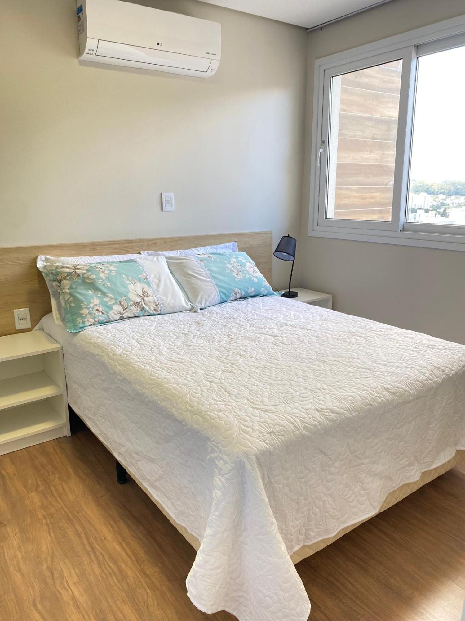 Dallas Apartamentos Na Via Gastronomica-Estacionamento-Amplos E Equipados-Wifi Bento Goncalves Ngoại thất bức ảnh